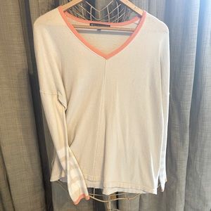 Elliot Lauren top